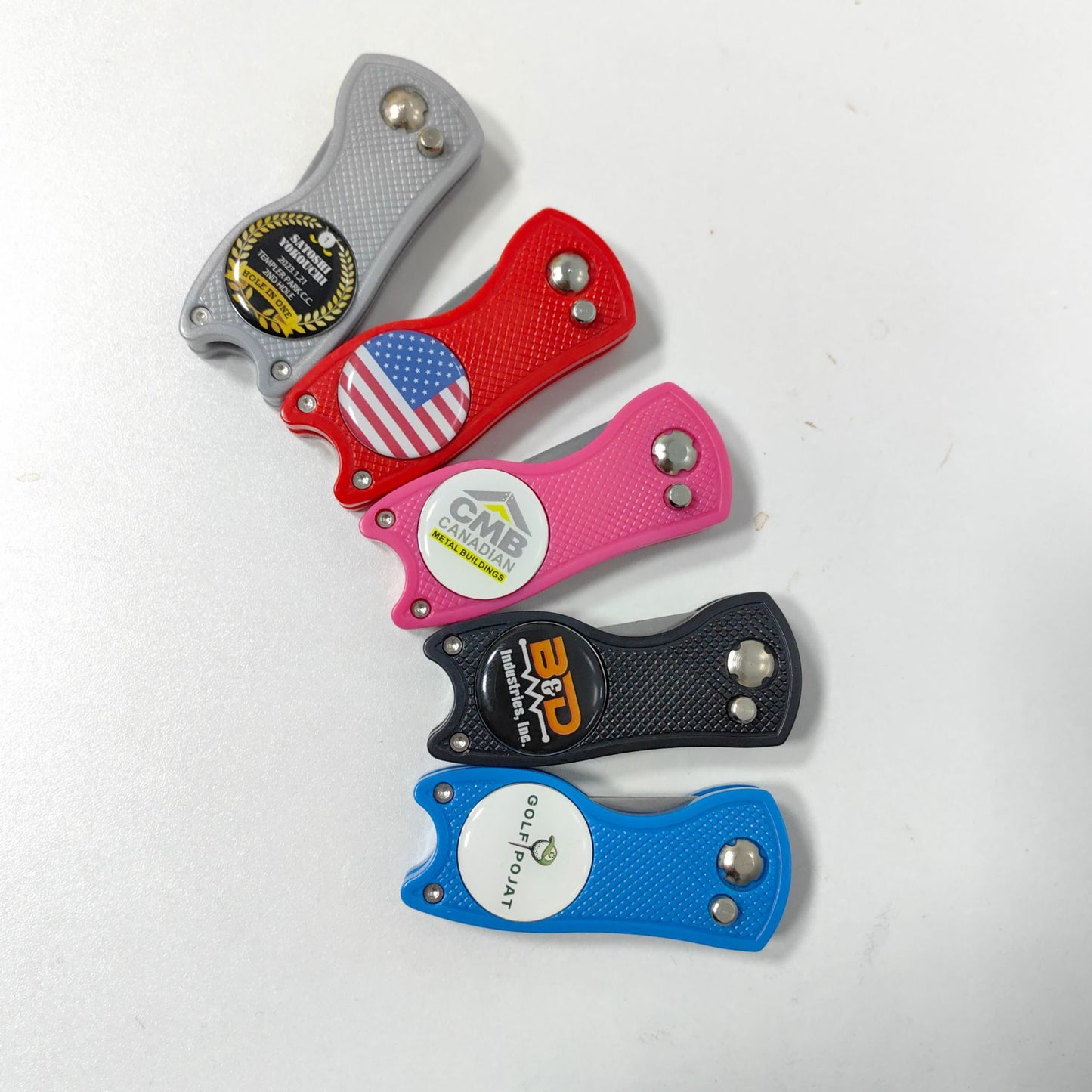 3-in-1 Golf Divot Repair Tool | Foldable Metal Design & Magnetic Marker